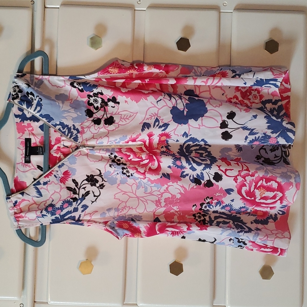 Floral tank blouse